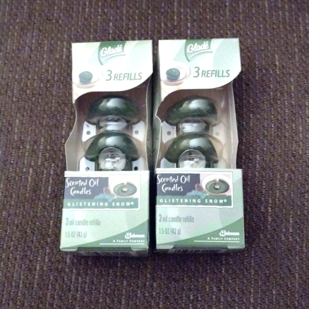 Glade Glistening Snow Scented Oil Refills Two packs of 3, NIB